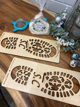 Load image into Gallery viewer, Santa Footprint Giftpack
