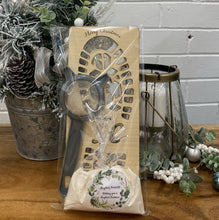 Load image into Gallery viewer, Santa Footprint Giftpack